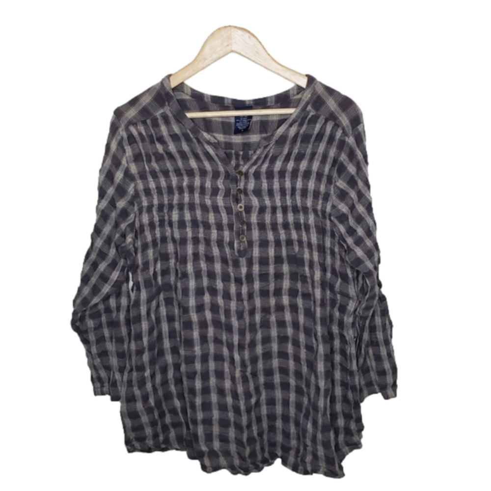 Basic Edition Plaid Button Down Blouse